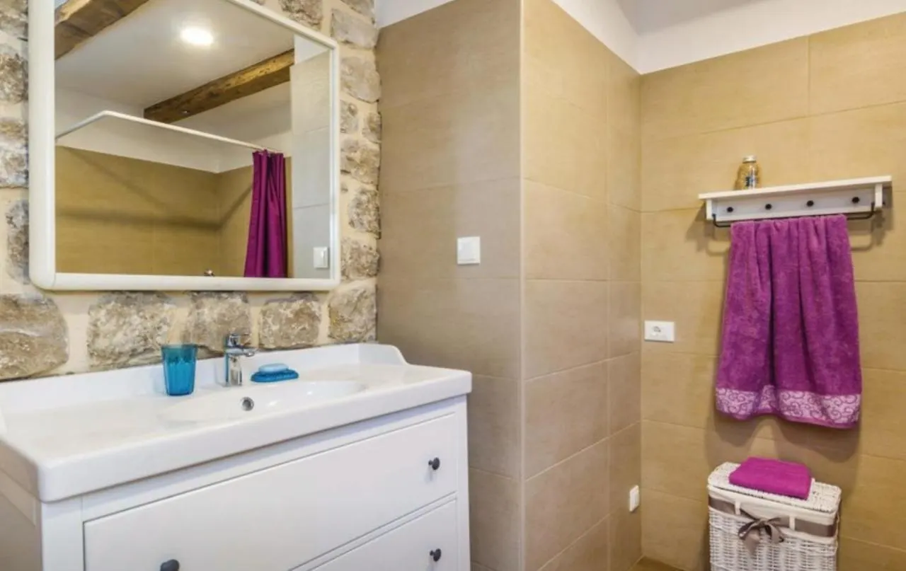 Schwarz Pool House Villa Crikvenica