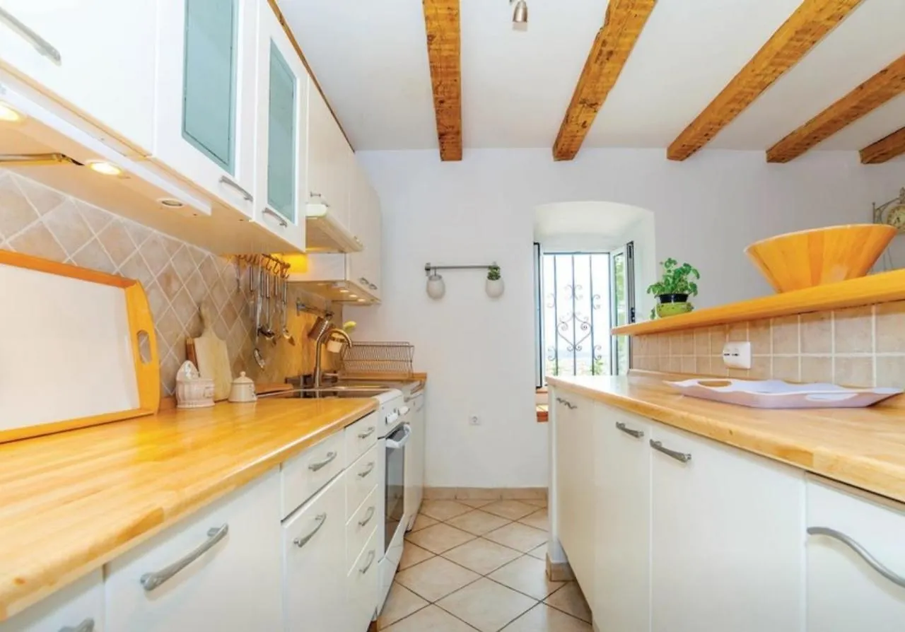 Schwarz Pool House Villa Crikvenica