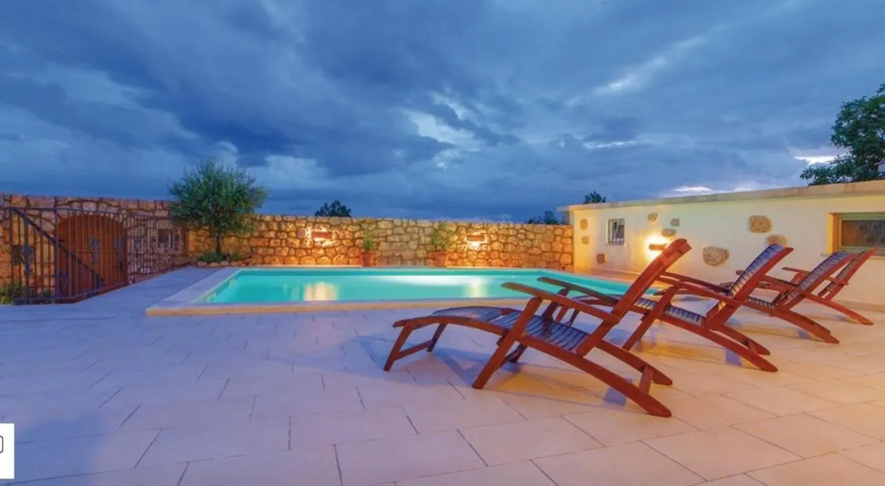 Vila Schwarz Pool House Crikvenica 0*,  Chorvatsko